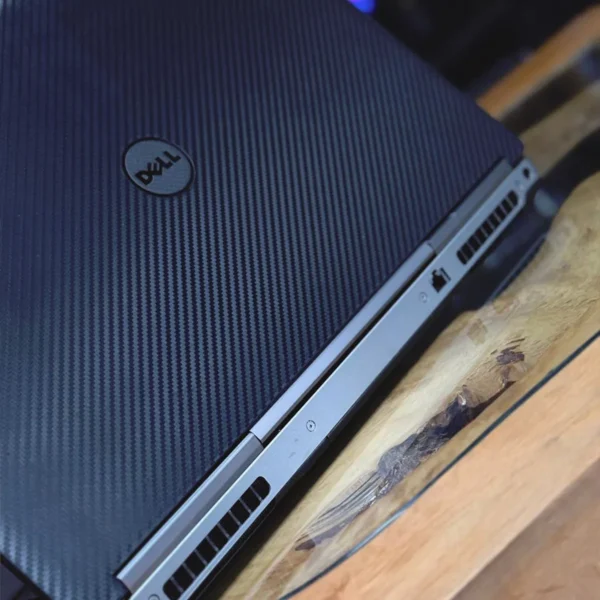 Dell Precision 7710- سی پی سی