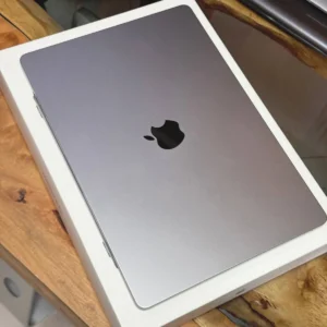 MacBook Air M2- سی پی سی