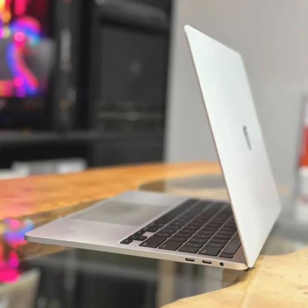 MacBook Pro 2020- سی پی سی