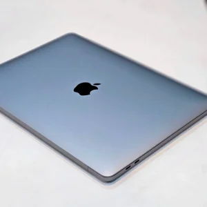 MacBook Pro 2022-سی پی سی