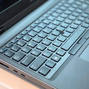 لپ تاپ Dell Precision 7540