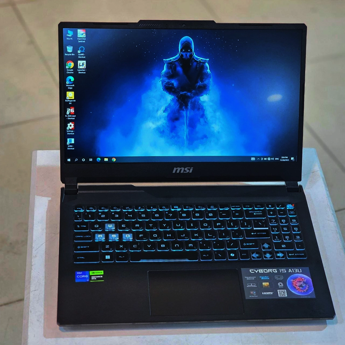 لپ تاپ گیمینگ msi cyborg 15